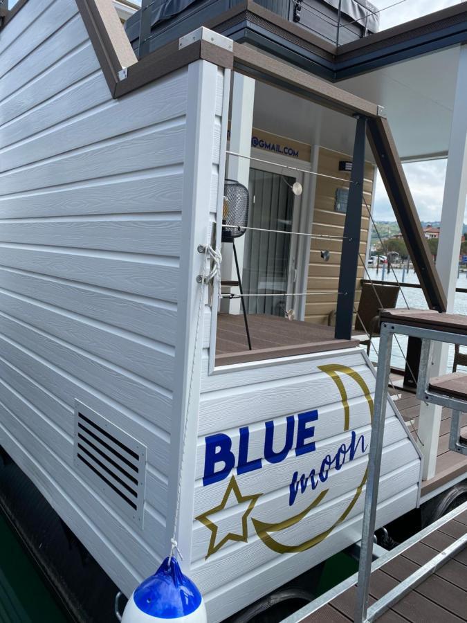 Вилла Floating House Blue Moon Порторож Экстерьер фото