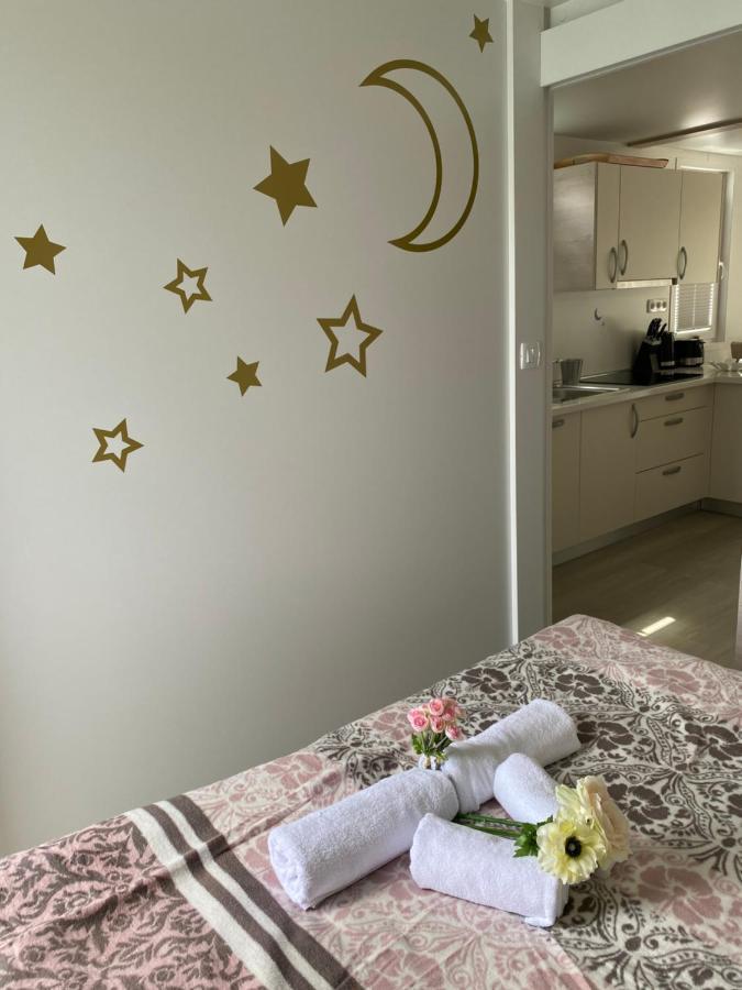 Вилла Floating House Blue Moon Порторож Экстерьер фото