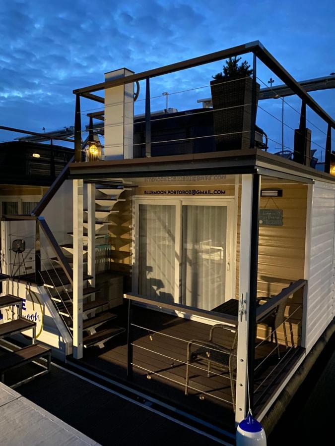 Вилла Floating House Blue Moon Порторож Экстерьер фото